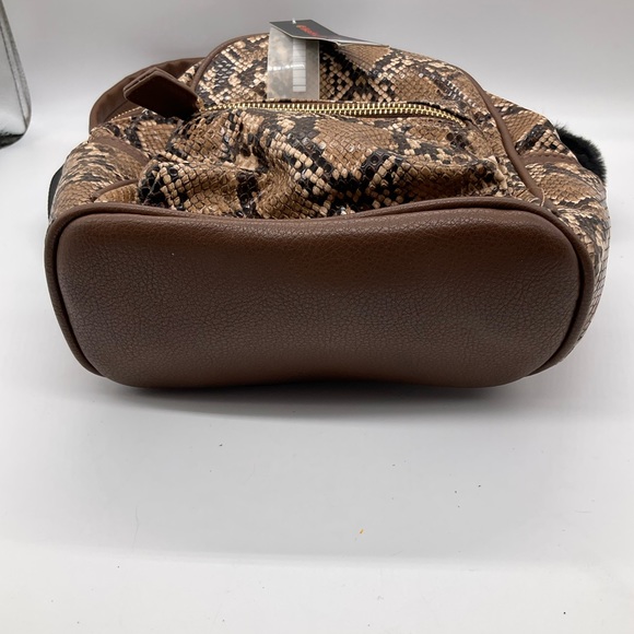 NWT LIKE DREAMS FAUX LEATHER BROWN FAUX SNAKESKIN BACKPACK - Picture 4 of 8